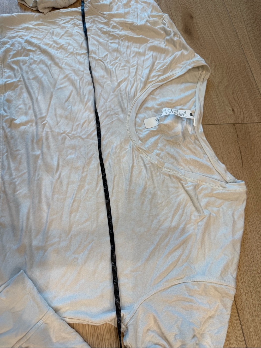 Lululemon BeCalm Scoop-Neck Pullover sweater like new - Picture 9 of 11